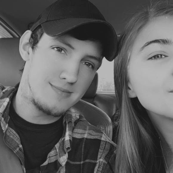 Meet your Posher, Michaela - Picture 1 of 1